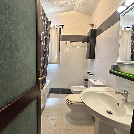Apartament Casa Accanto Con Giardino E Quiete
