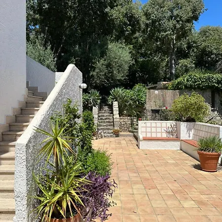 Casa Del Sileno 12 Giardini-Naxos